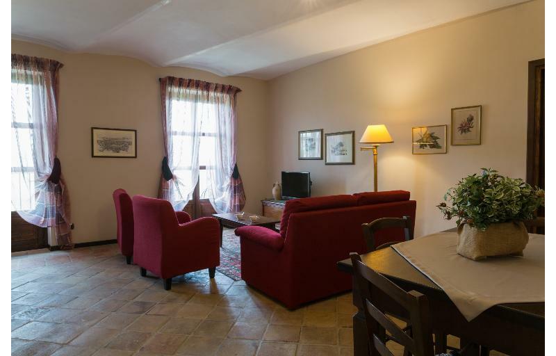 Отель Relais Castello Di Razzano Альфьяно-Натта Экстерьер фото